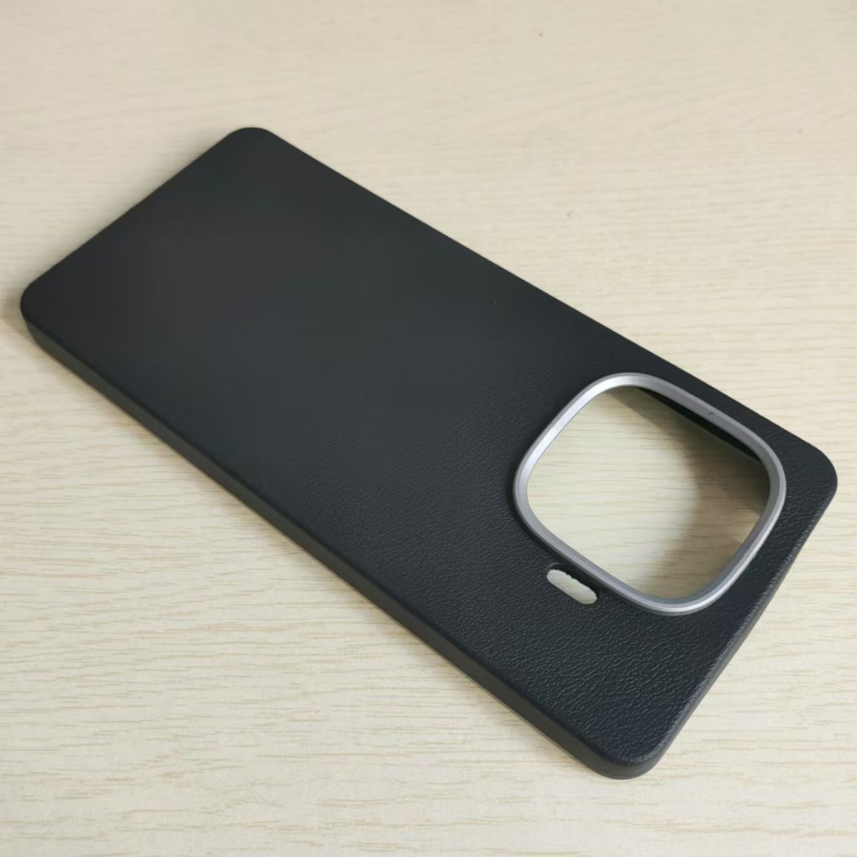 iQOO Z9 (CN) / Z9 Turbo / Z9 Turbo Endurance – Pebbled Leather Camera-Ring Case (6 Colors)